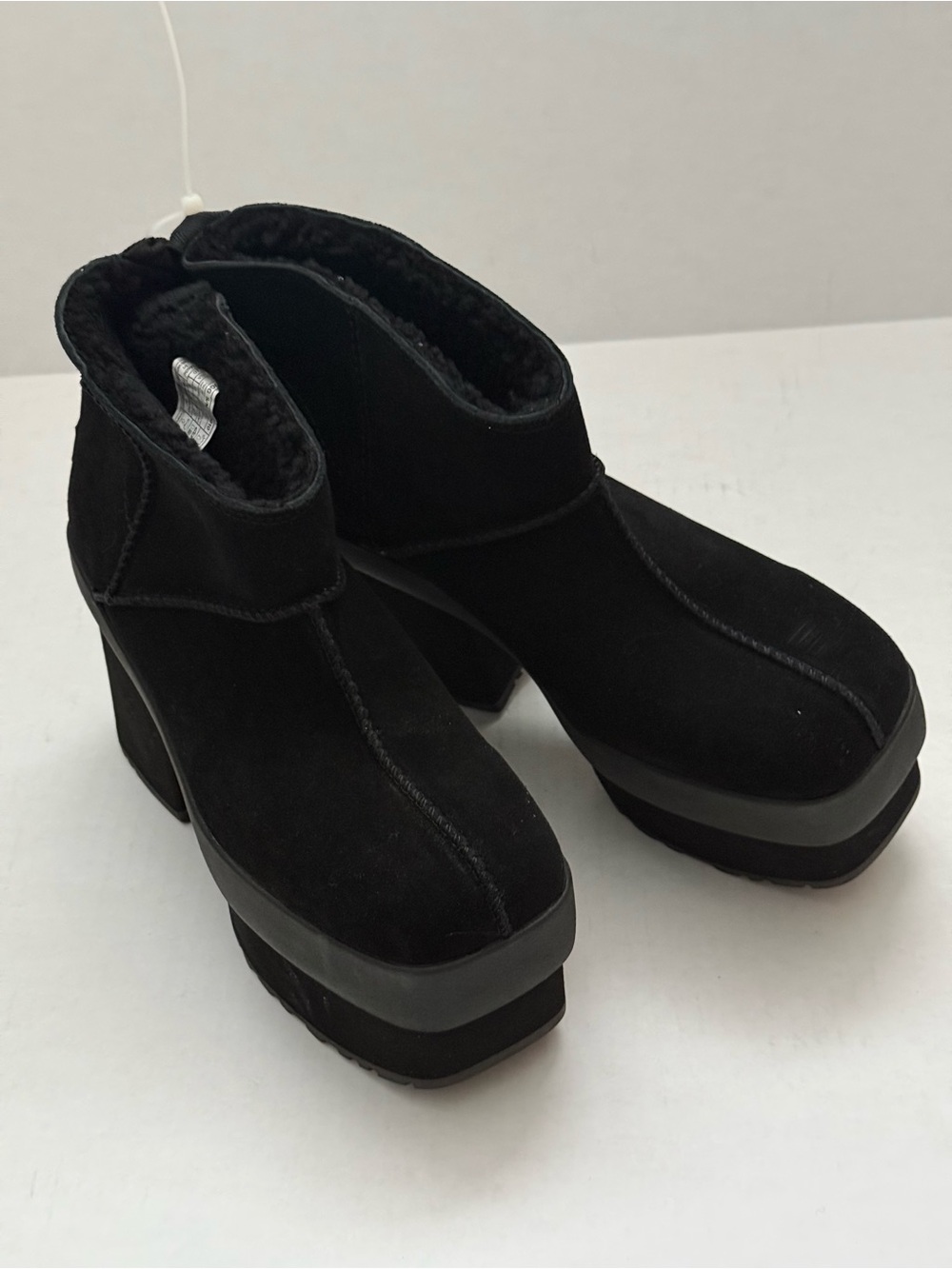 UGG Black Platform Shearling Ankle Boots Size 10 - Picture 13 of 13